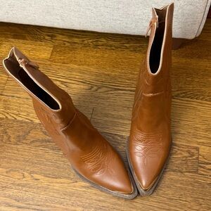 Chic Brown Heeled Boots